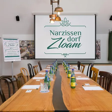 Ξενοδοχείο με διαμερίσματα Narzissendorf Zloam Am