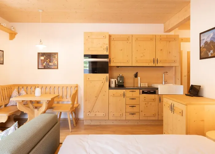 Apartmanhotel Narzissendorf Zloam Am 4*