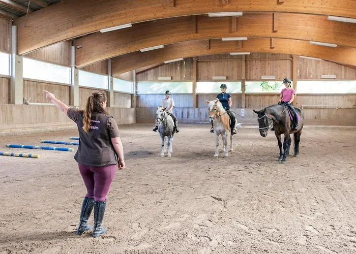 Apartmanhotel Narzissendorf Zloam Am 4*